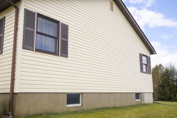 Dutch Lap Siding Repair in Dover